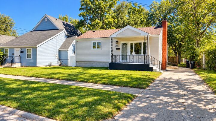 Property Photo:  14925 Riverside Drive  IL 60473 
