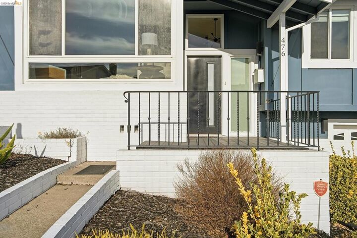 Property Photo: 476 Creighton Way CA 94619