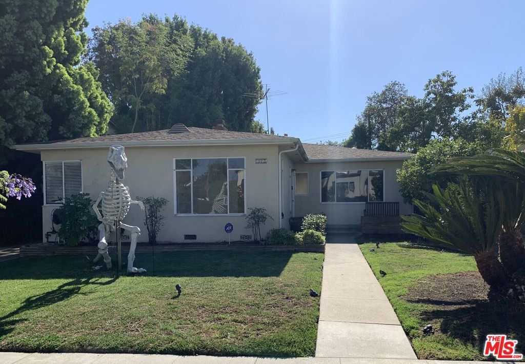 Property Photo: 2271 Prosser Avenue CA 90064