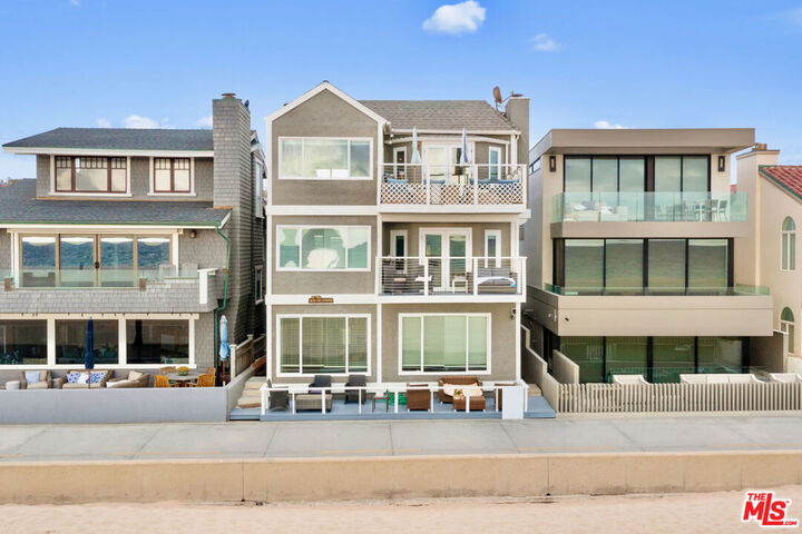 Property Photo:  1836 The Strand  CA 90254 