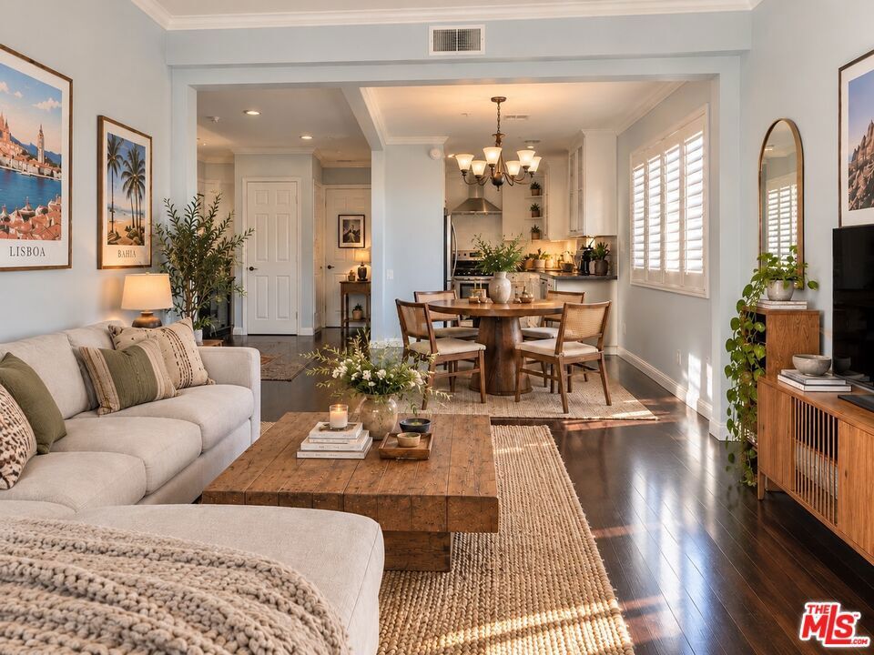 Property Photo:  6645 W 86th Place 204  CA 90045 