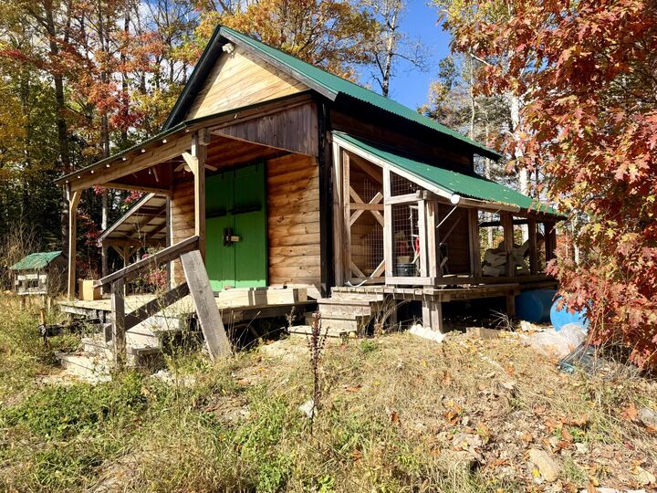 Property Photo:  553  US Highway 1  ME 04413 