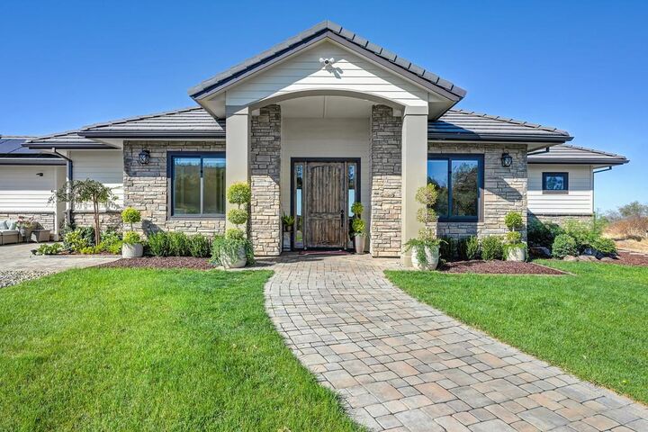 Property Photo: 5110 Broken Bow Lane CA 95672