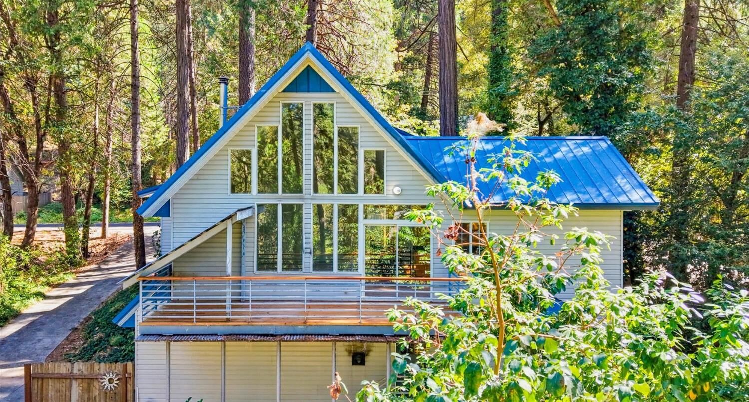 Property Photo:  13020 Sadie D Drive  CA 95959 