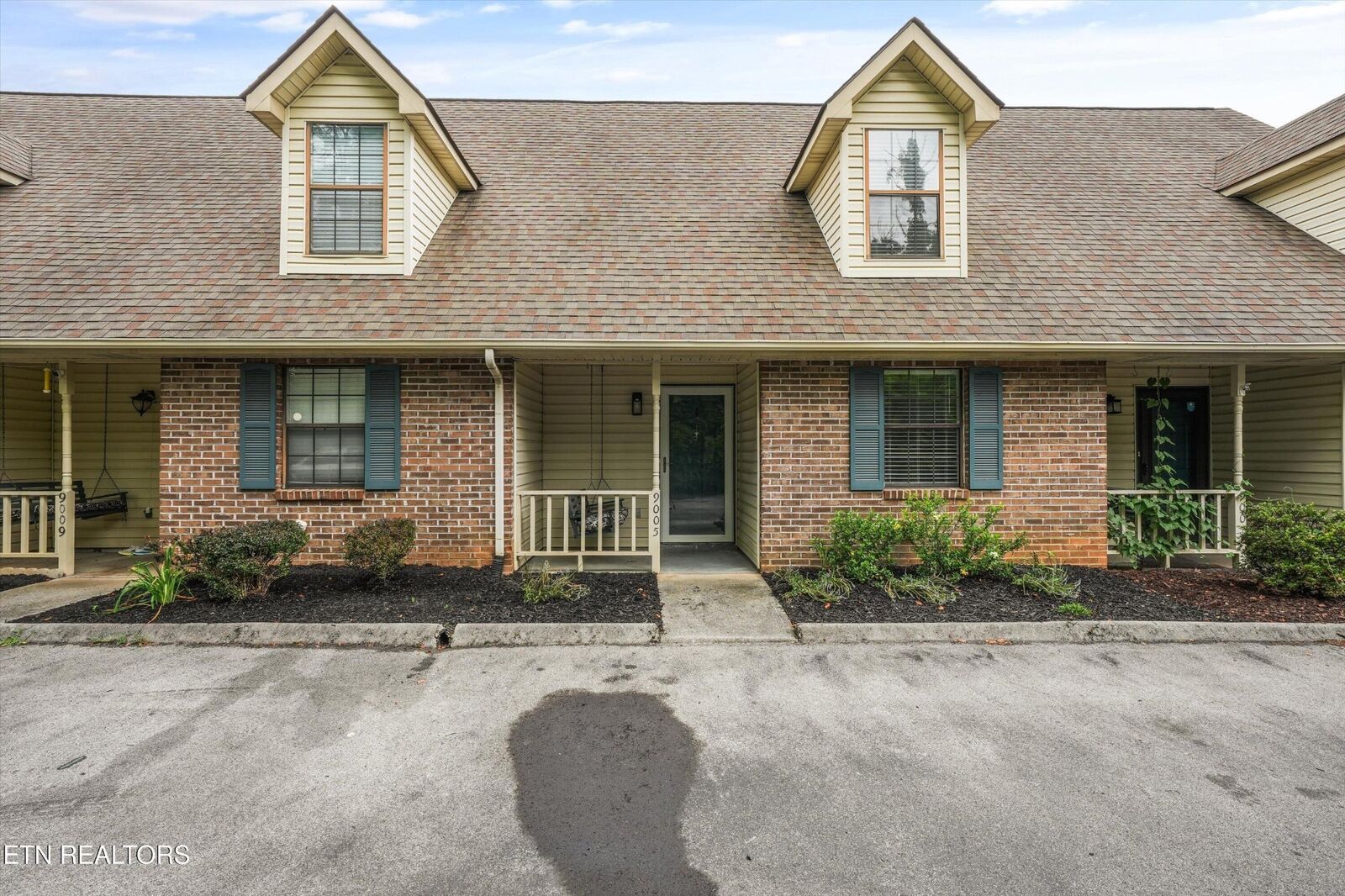 Property Photo: 9005 Fountain Brook Lane TN 37923