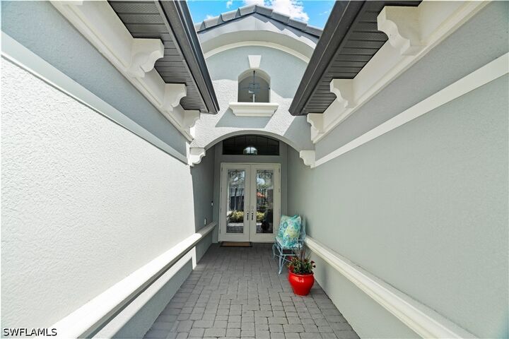 Property Photo:  10102 Palazzo Drive  FL 34119 