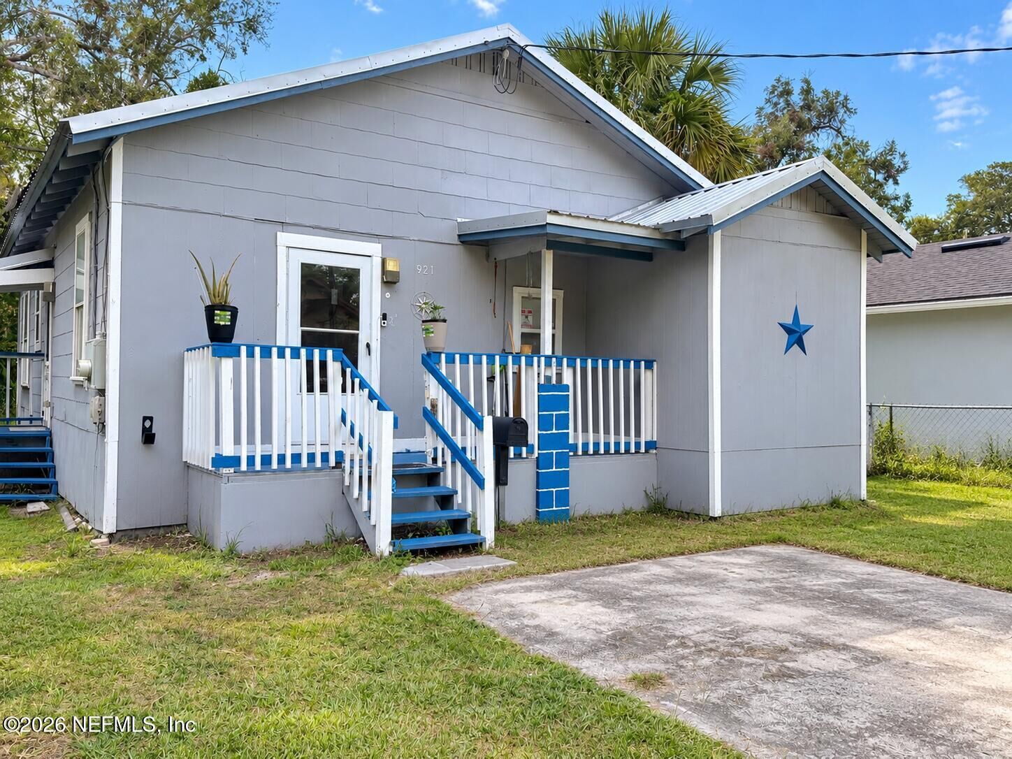Property Photo:  921 W 17th Street  FL 32209 