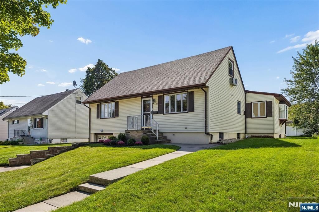 Property Photo:  52 Huemmer Terrace  NJ 07013 
