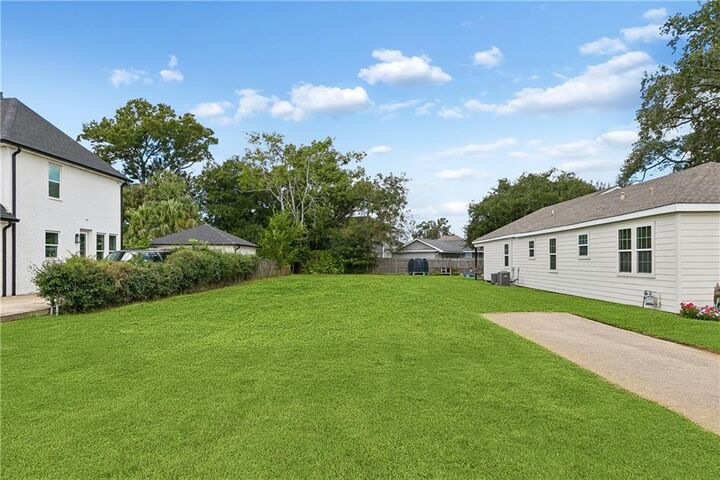 Property Photo:  524 Posey Avenue  LA 70123 