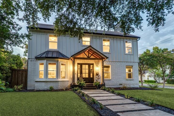 Property Photo: 5931 Kenwood Avenue TX 75206