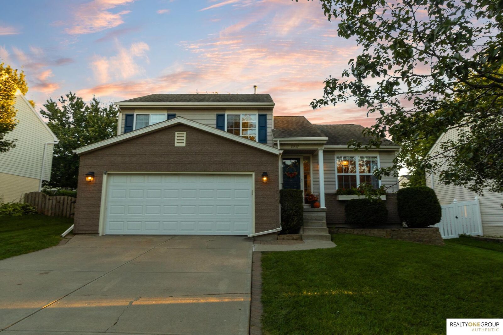 Property Photo: 15821 Cottonwood Avenue NE 68136