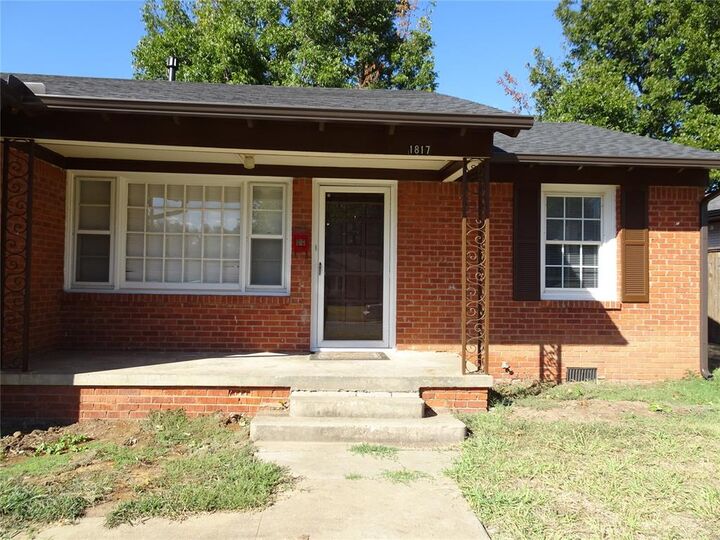 Property Photo:  1817 Carlisle Road  OK 73120 