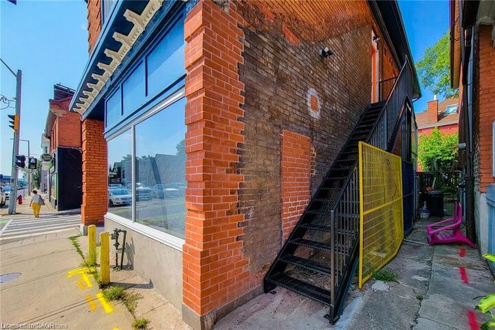 Property Photo:  344 Main Street W 3  ON L8P 1J9 