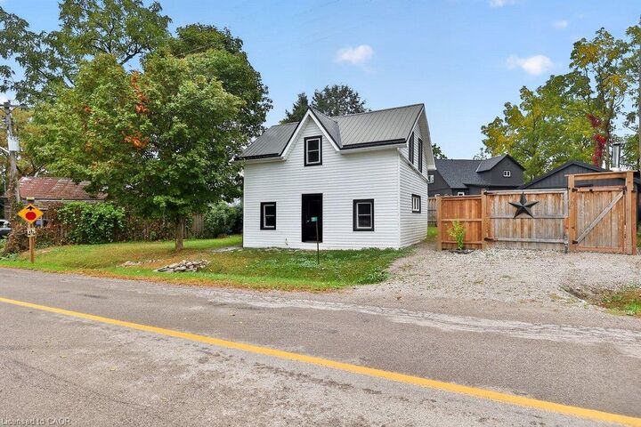 Property Photo:  27 Indiana Road  ON N0A 1H0 