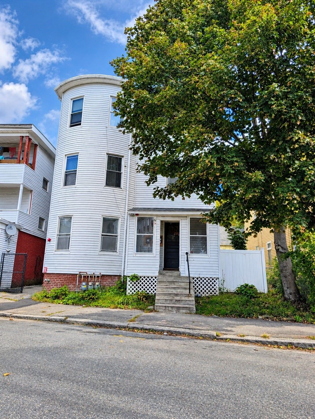Property Photo:  19 Perry Ave  MA 01610 
