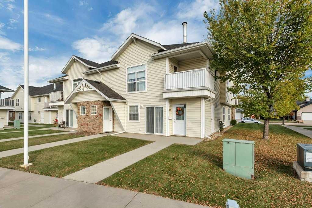 Property Photo:  33 Jennings Crescent 22  AB T4P 0A2 