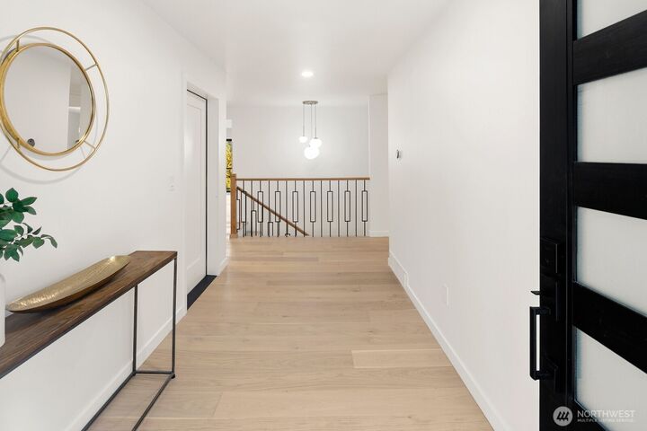 Property Photo: 16040 36th Avenue NE WA 98155