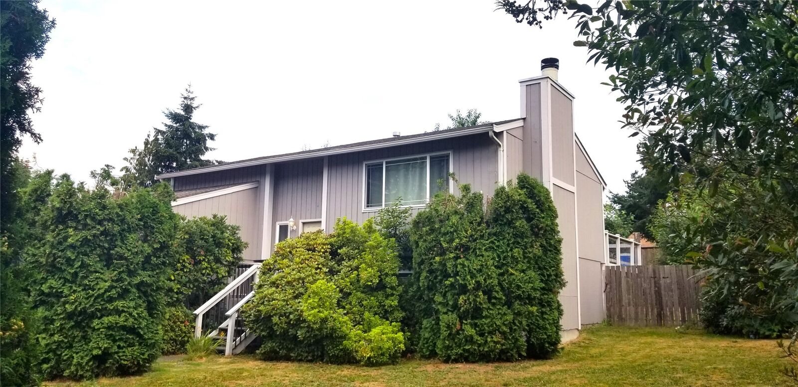 Property Photo: 4221 152nd Place SW WA 98087
