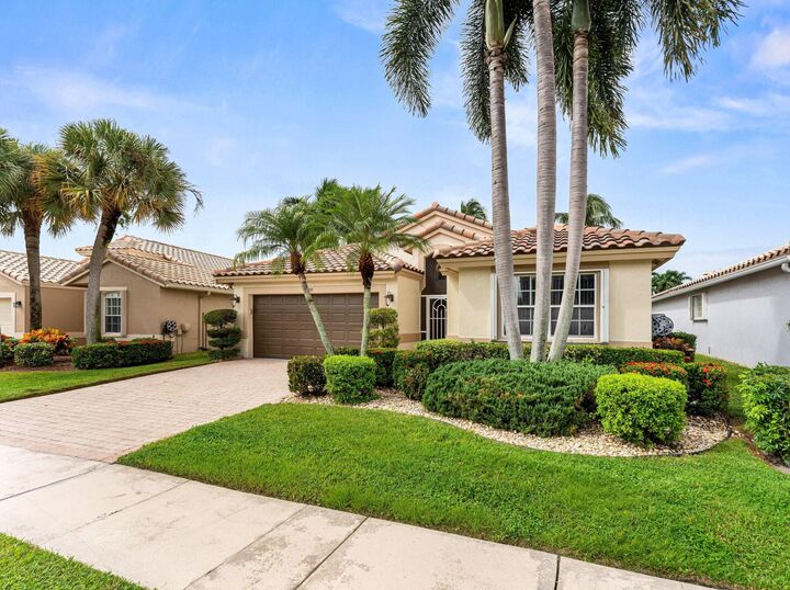 Property Photo: 7289 Haviland Circle FL 33437