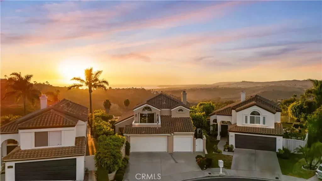 Property Photo:  48 Santa Clara  CA 92672 