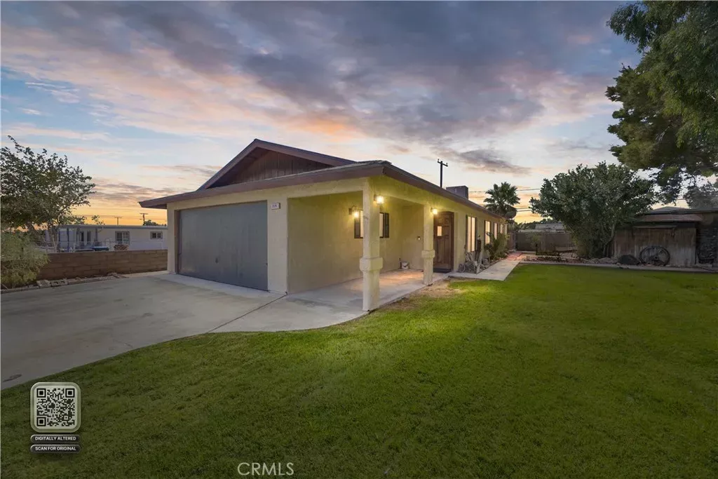 Property Photo: 219 W Church CA 93555