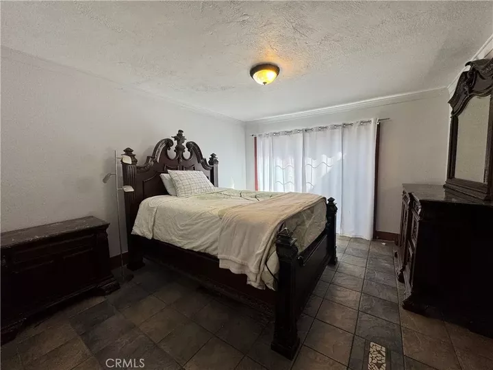 Property Photo:  806 N Oxford  CA 90029 