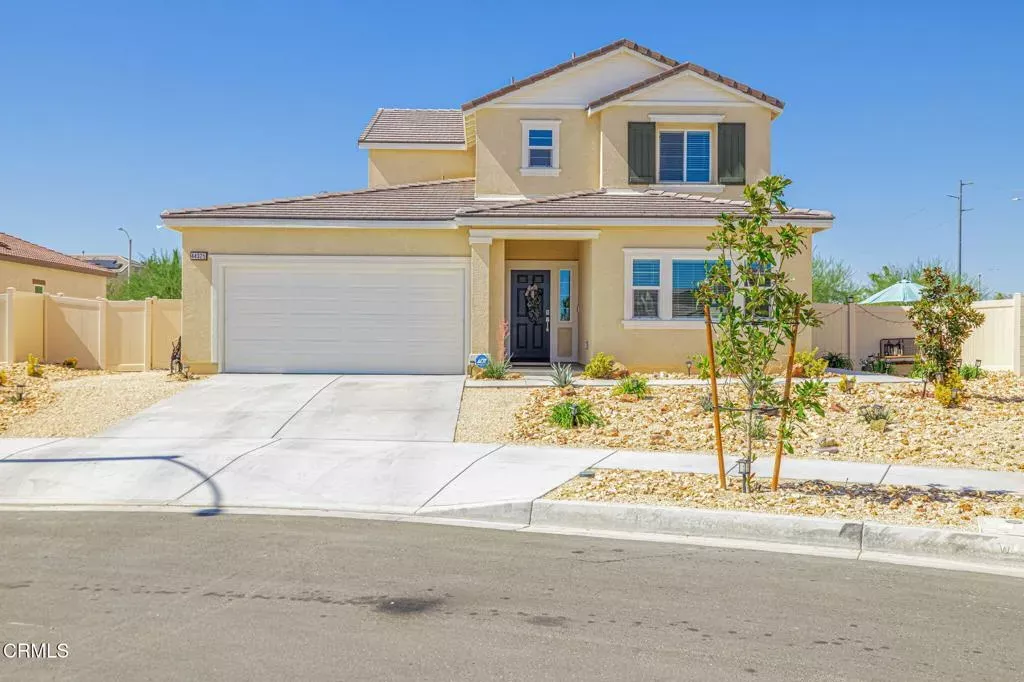 Property Photo:  44325 Moccasin Place  CA 93536 