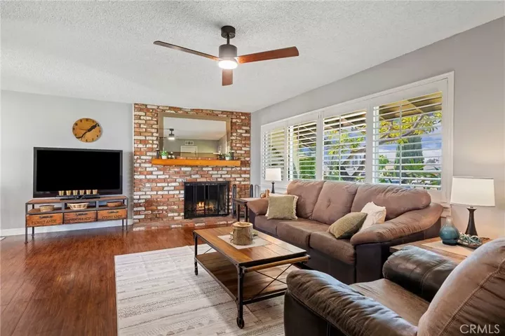 Property Photo:  1521 Kenneth Drive  CA 92705 
