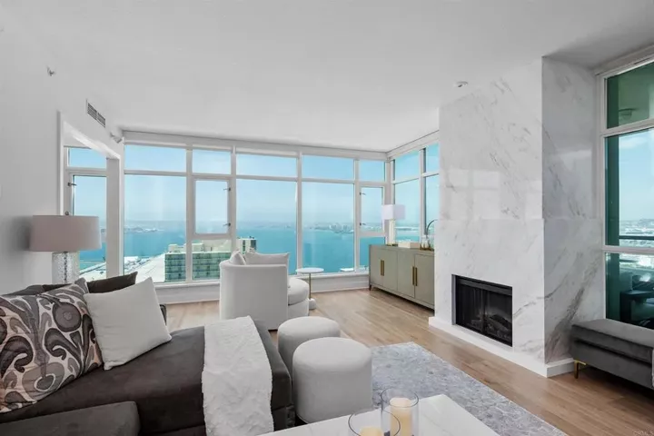 Property Photo:  1205 Pacific Hwy 1801  CA 92101 