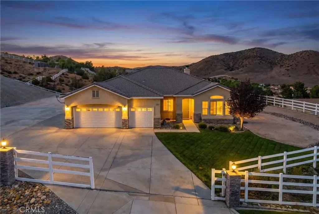 Property Photo:  34412 Desert  CA 93510 