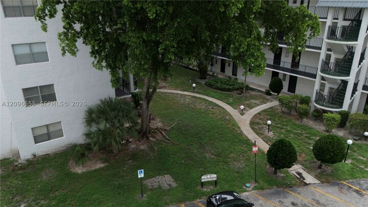 Property Photo:  3360 Spanish Moss Ter 110  FL 33319 