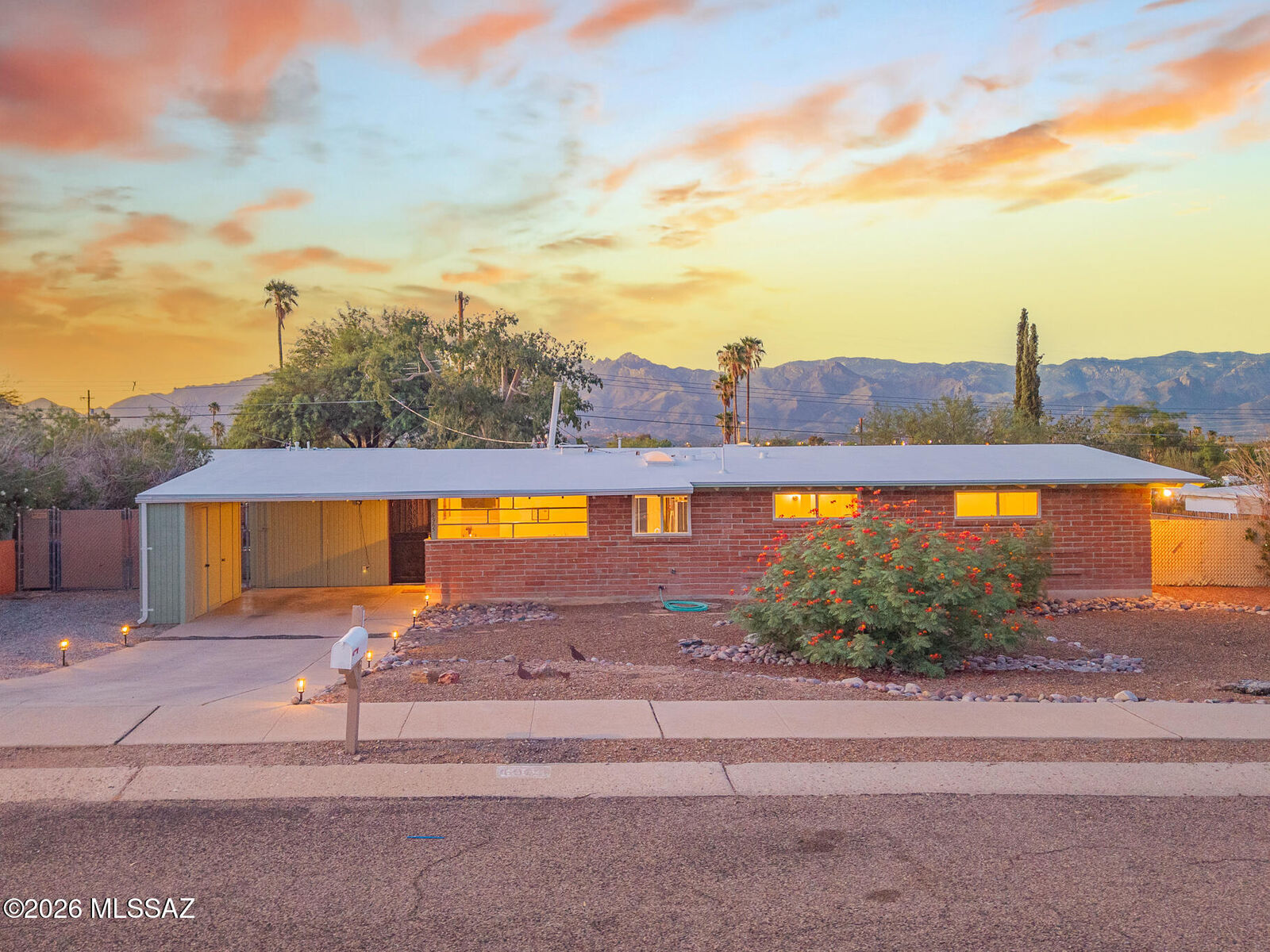 Property Photo:  6965 E Luana Drive  AZ 85710 