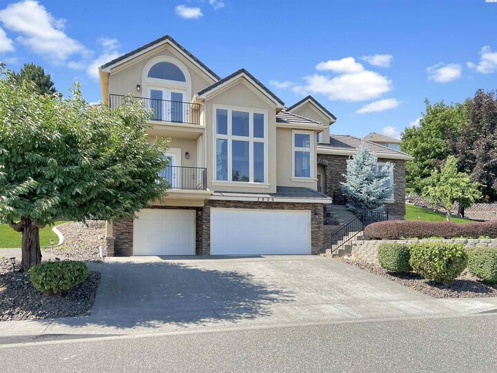 Property Photo:  3805 W 42nd Ave  WA 99337 