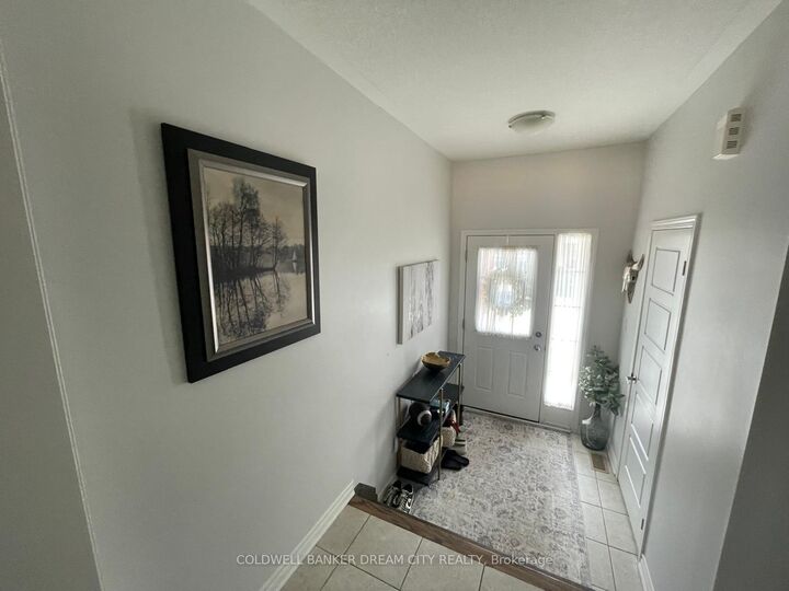Property Photo:  19 Ridge Road 31  ON N3E 0C7 