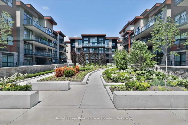 Property Photo:  1575 Lakeshore Road W 141  ON L5J 0B1 