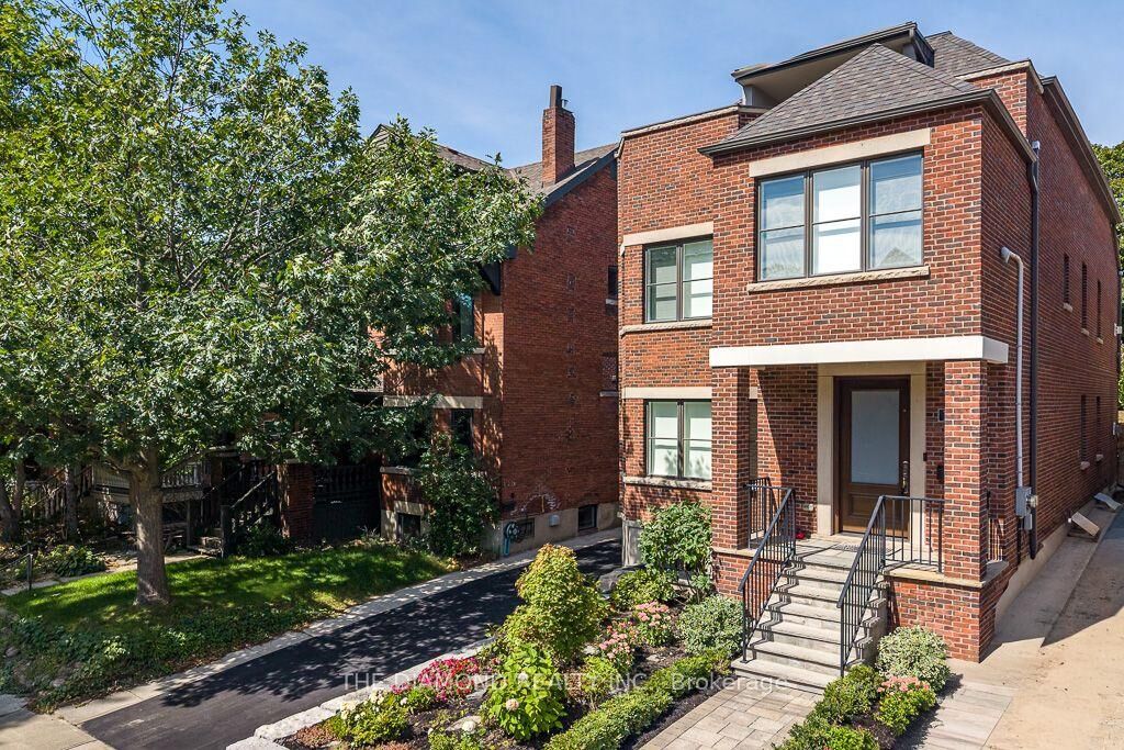 Property Photo:  188 Westminster Avenue  ON M6R 1P1 
