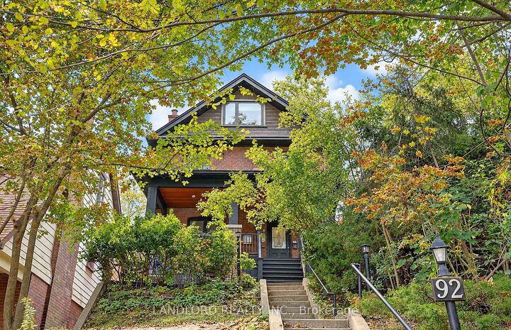Property Photo:  92 Neville Park Boulevard 4  ON M4E 3P8 