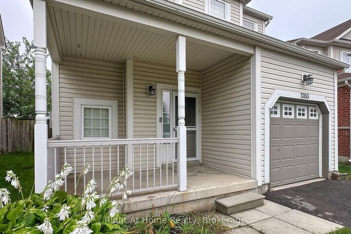 Property Photo:  1263 Gyatt Crescent  ON L1K 0M2 