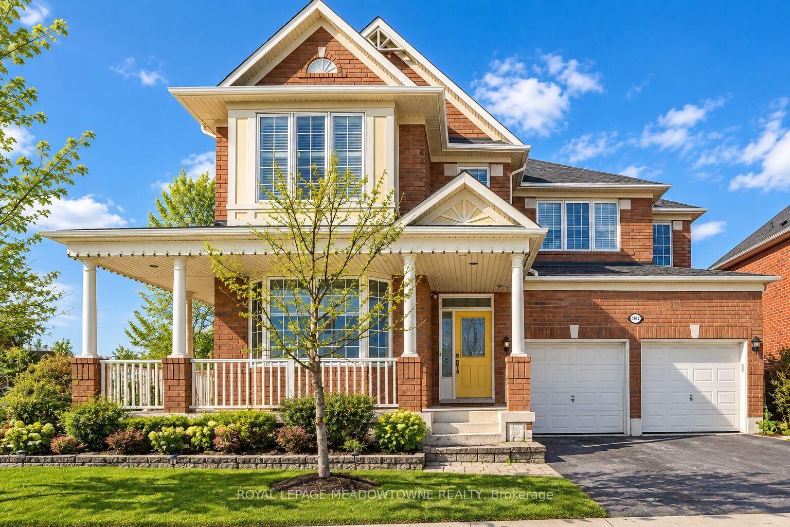 Property Photo:  1583 Beaty Trail Upper  ON L9T 5L5 