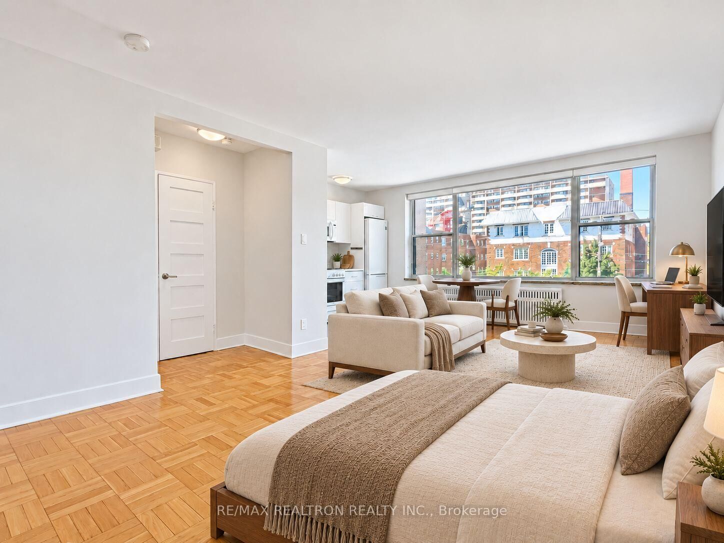 Property Photo:  1545 Bathurst Street 304  ON M5P 3H6 