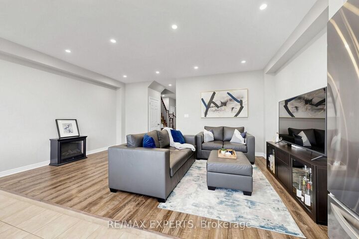 Property Photo:  1303 Bardeau Street  ON L0L 1W0 