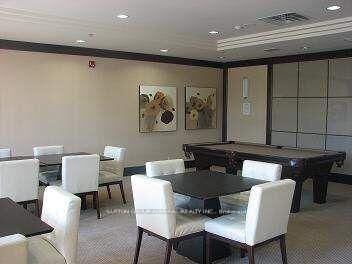 Property Photo:  18 Harding Boulevard E 234  ON L4C 0T3 