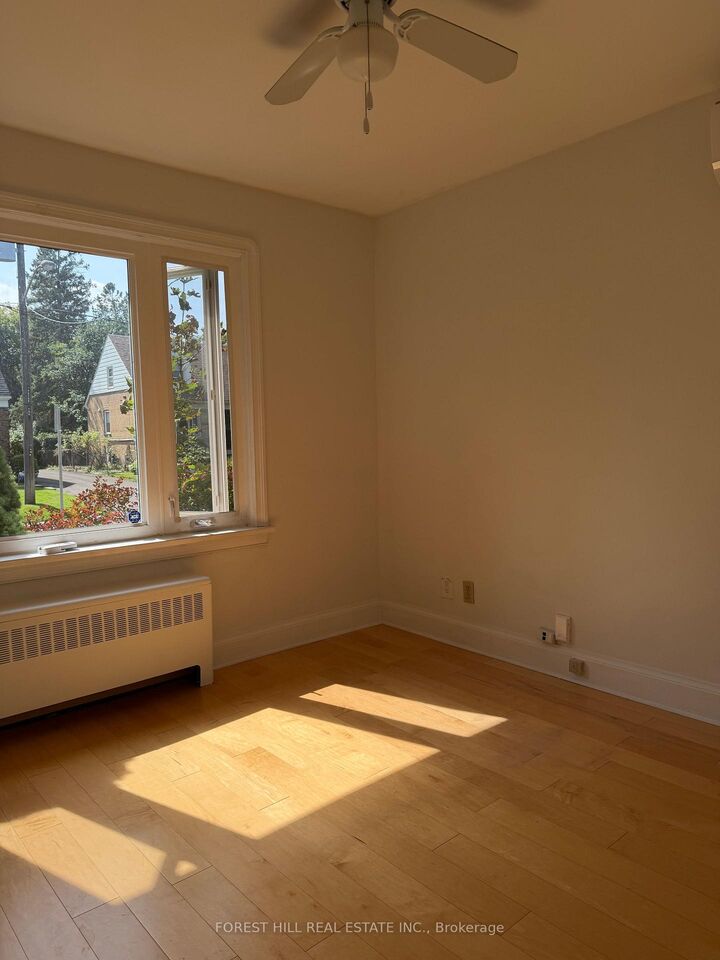 Property Photo:  55 Craigmore Crescent  ON M2N 2Y6 