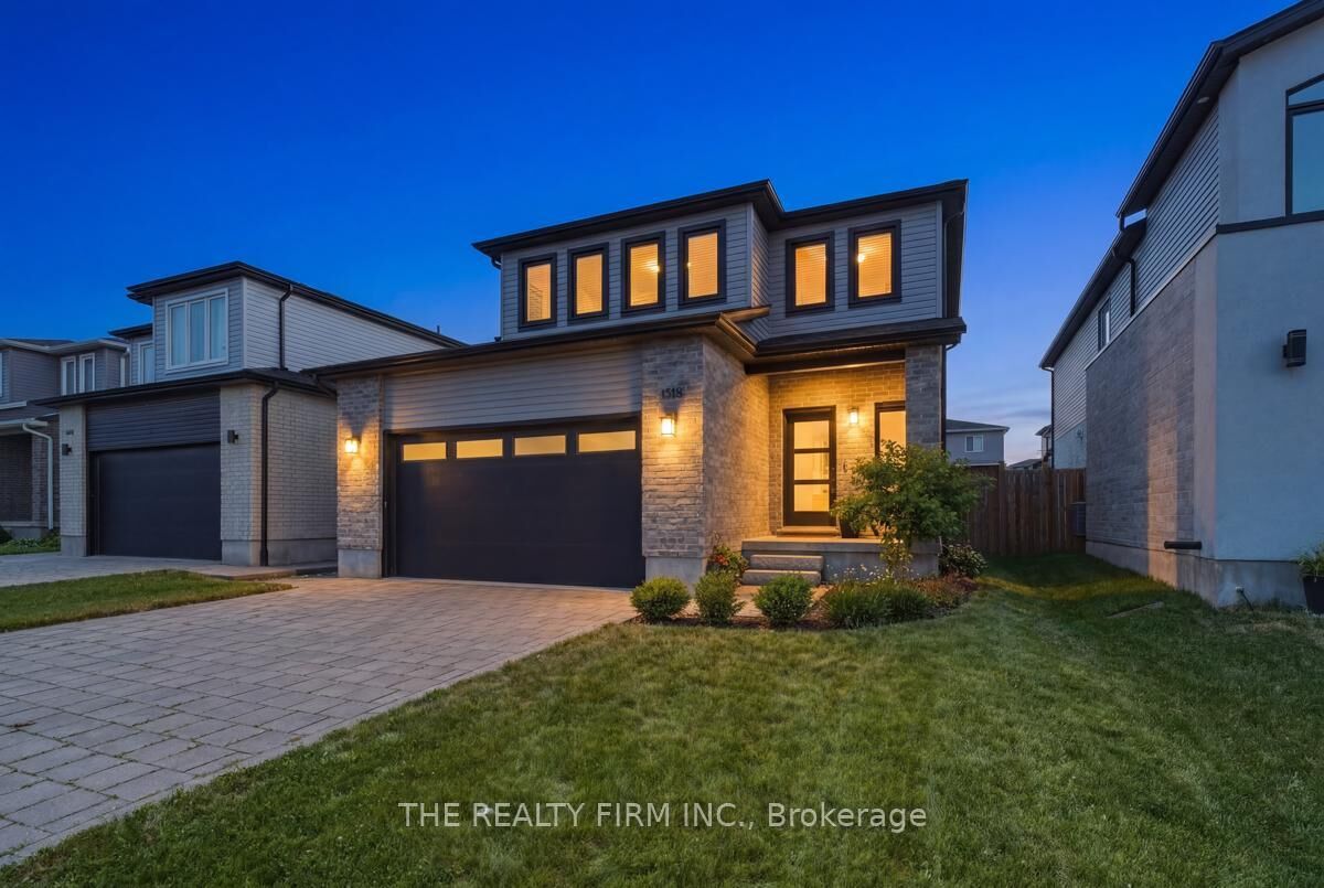 Property Photo:  1316 Twilite Boulevard  ON N6G 0X8 
