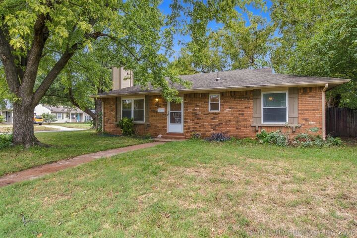 Property Photo:  4331 S Detroit Avenue  OK 74105 