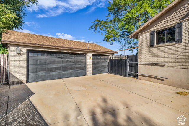 Property Photo: 760 N 100 W UT 84015