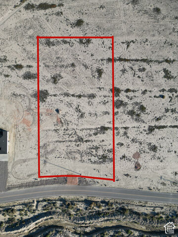 Property Photo: 75 E 800 S UT 84657