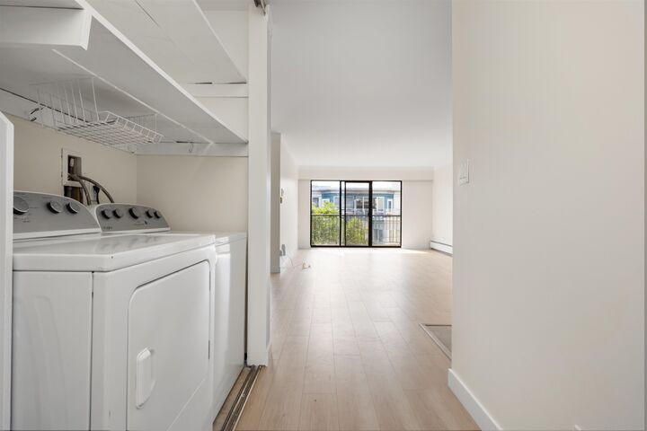 Property Photo:  127 E 4th Street 204  BC V7L 1H7 