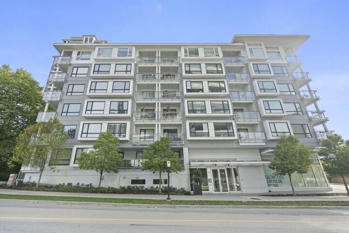 Property Photo:  2188 Madison Avenue 311  BC V5C 0J8 