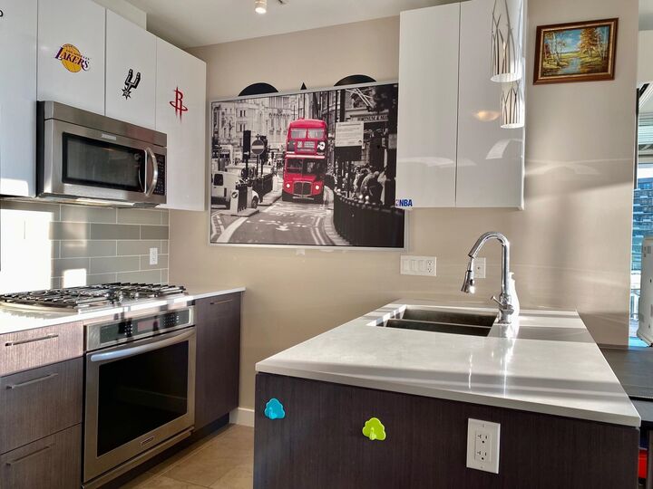 Property Photo:  6971 Elmbridge Way 8xx  BC V7C 0A5 